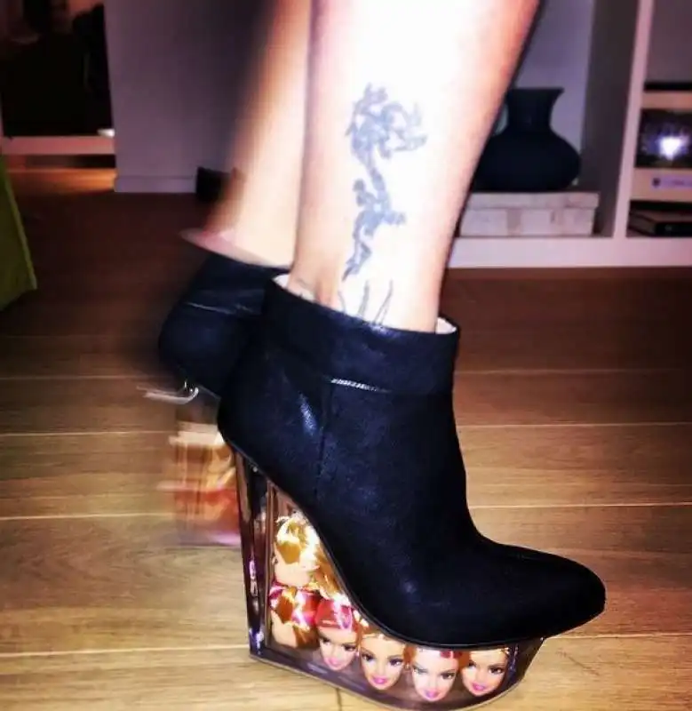 federica pellegrini instagram scarpe