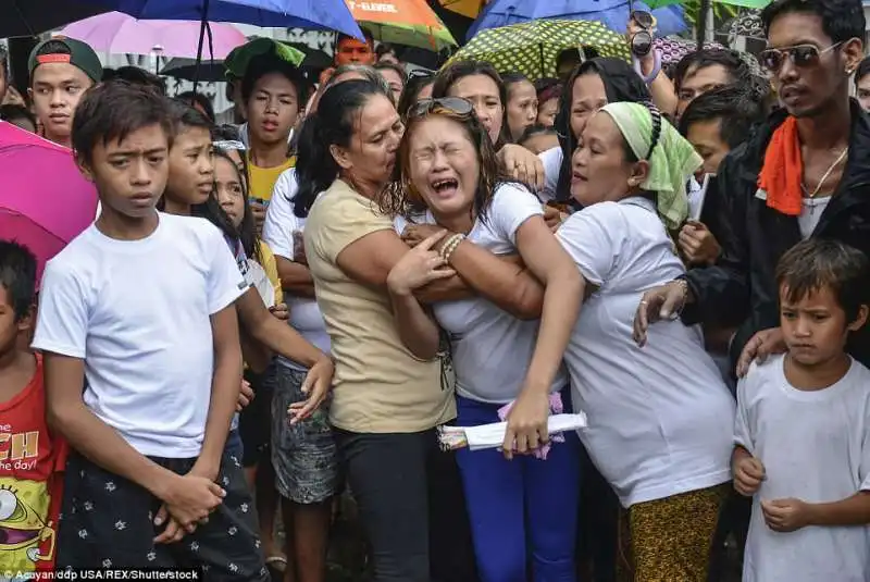 funerali a manila copia