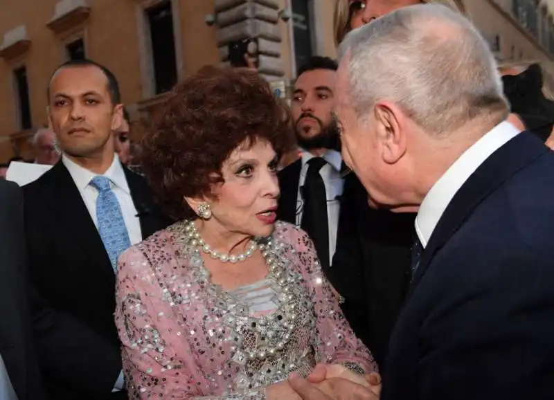 gianni letta saluta gina lollobrigida