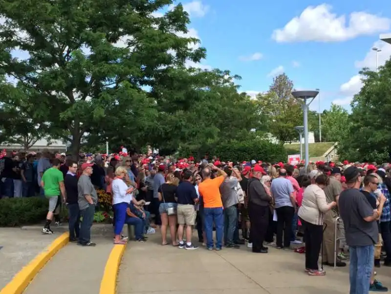 IN FILA PER IL RALLY DI TRUMP A YOUNGSTOWN