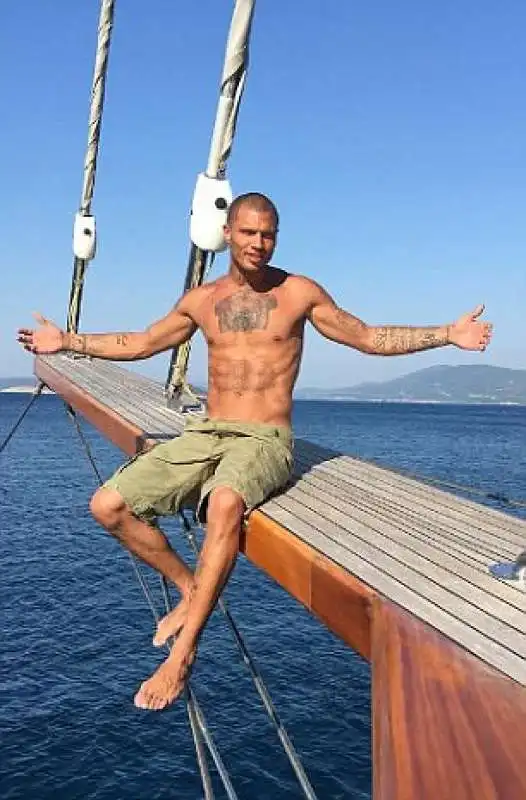 jeremy meeks sullo yacht