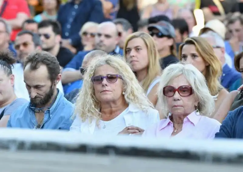 la famiglia di paolo villaggio pierfrancesco elisabetta e maura