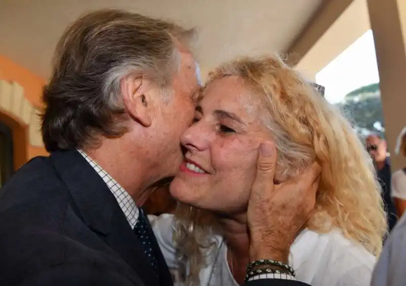 luca cordero di montezemolo saluta elisabetta villaggio