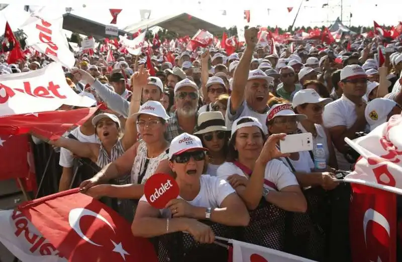 marcia di protesta contro erdogan 3