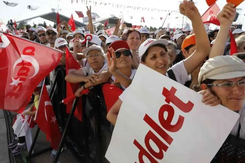 marcia di protesta contro erdogan 4