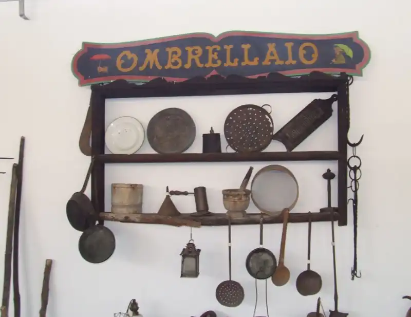 museo dell'ombrello e del parasole 3