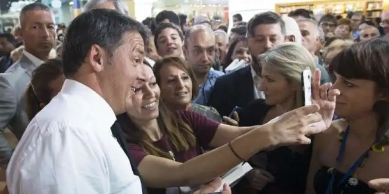 RENZI SELFIE