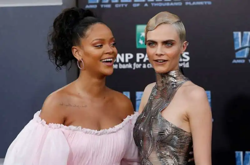 rihanna e cara delevingne