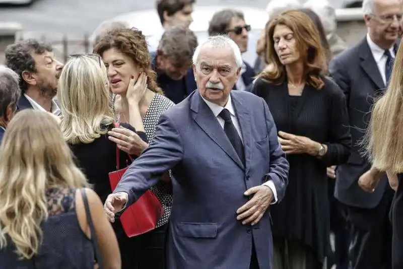 SPOSETTI FUNERALI LETIZIA BERLINGUER