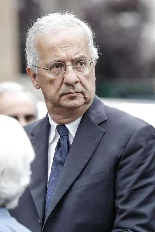 VELTRONI FUNERALI LETIZIA BERLINGUER