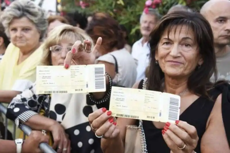 al bano e romina costretti ad annullare il concerto a rimini 7