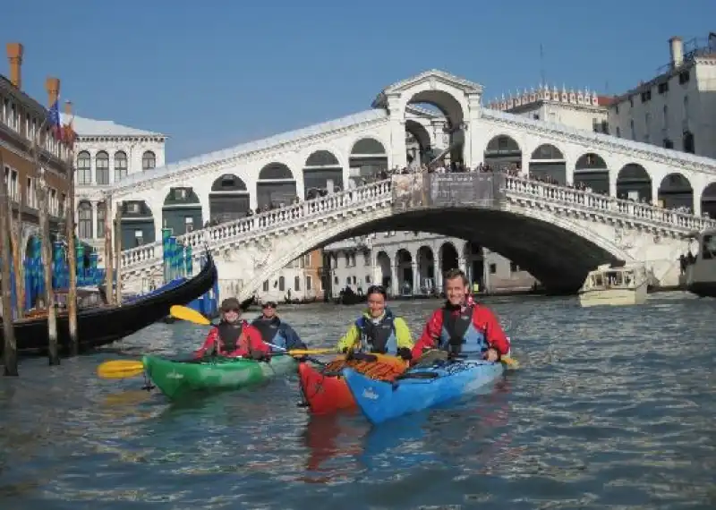 divieti canoe venezia