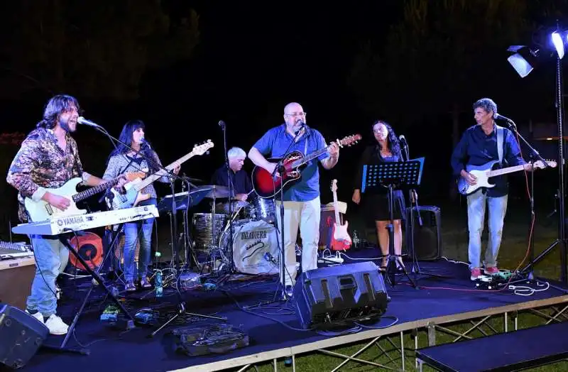 gruppo musicale  steve e i rocches