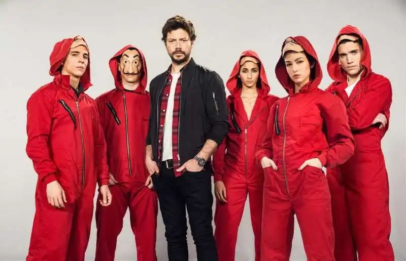 LA CASA DE PAPEL