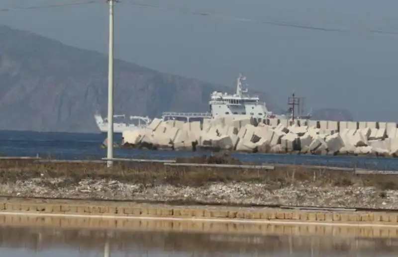 la nave diciotti a trapani 2