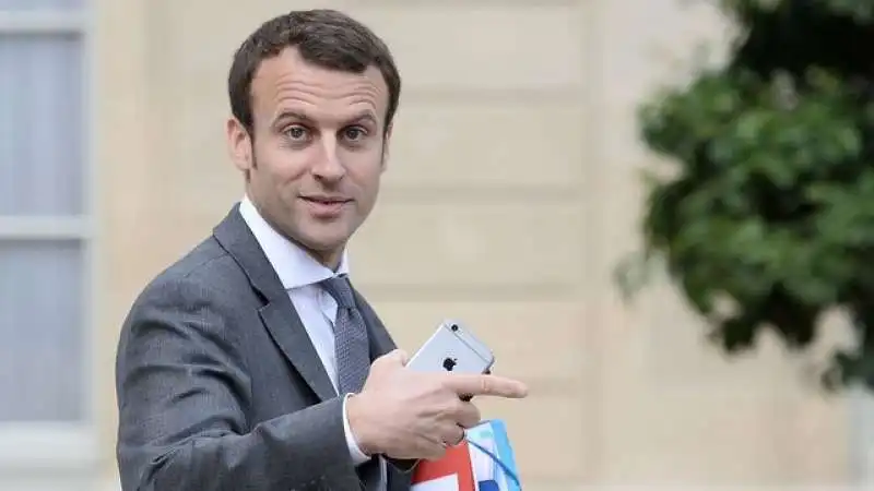 MACRON SMARTPHONE 3