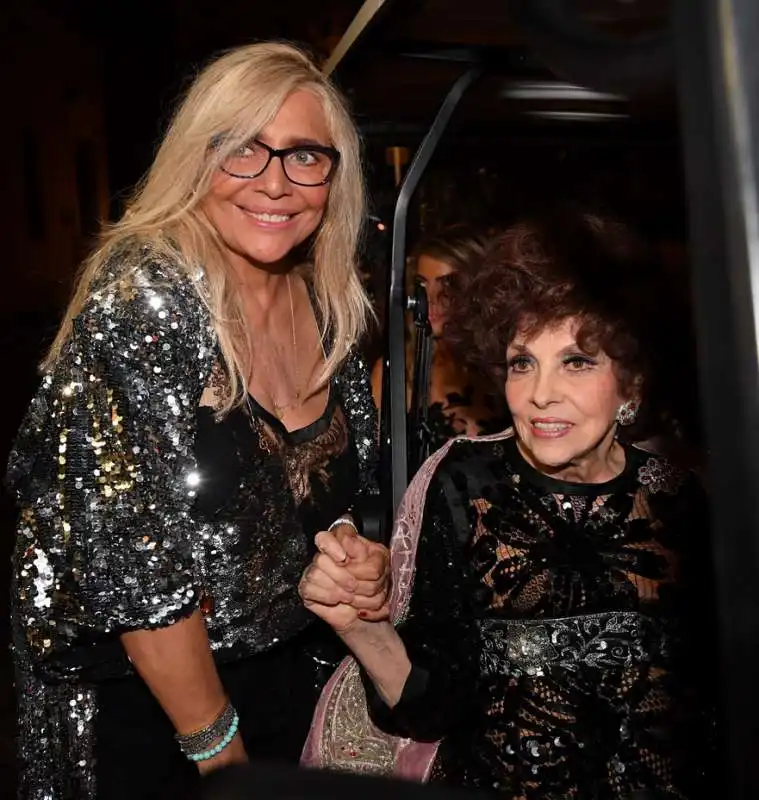 mara venier e gina lollobrigida (3)