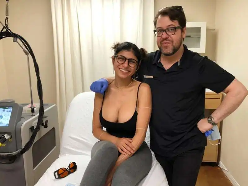 mia khalifa 20