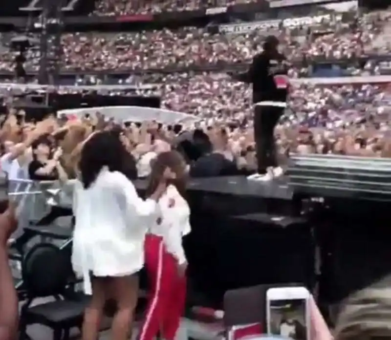 michelle obama al concerto di beyonce e jay z 5