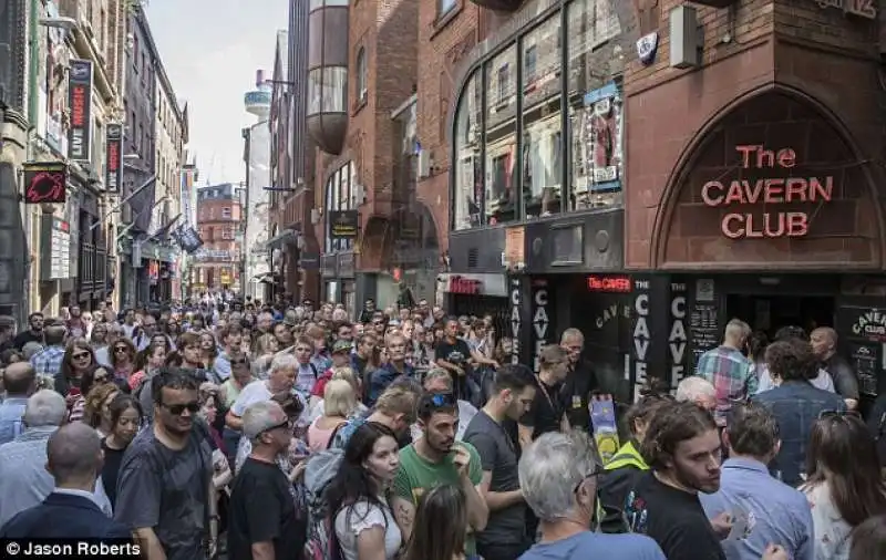 paul mccartney torna al cavern 2