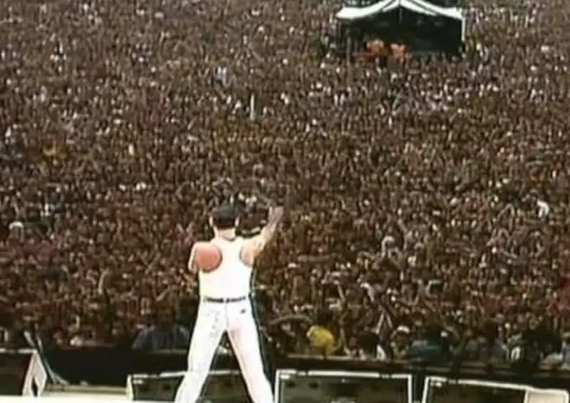 queen live aid 2