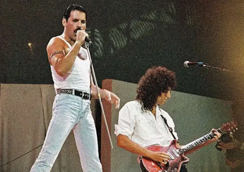 queen live aid 3