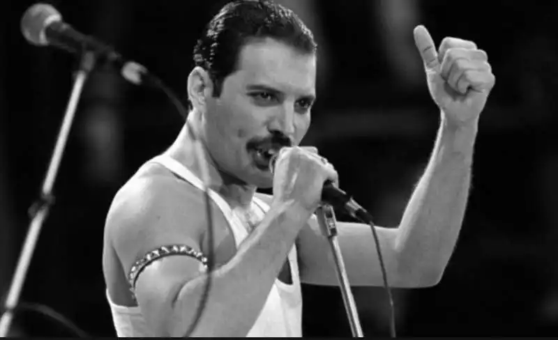 queen live aid 4