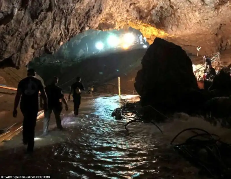 salvataggio grotta thailandia 21