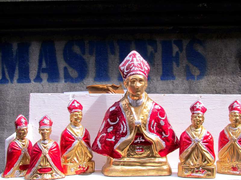 statuette di san gennaro