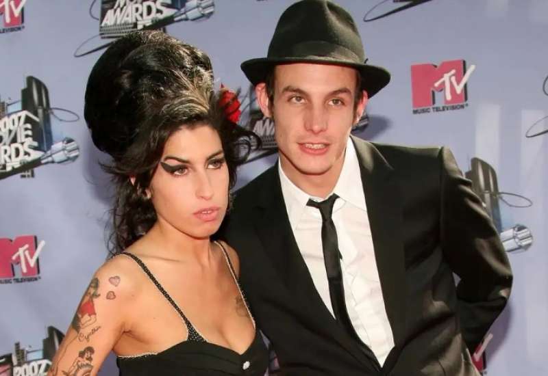 amy winehouse e blake fielder civil 15