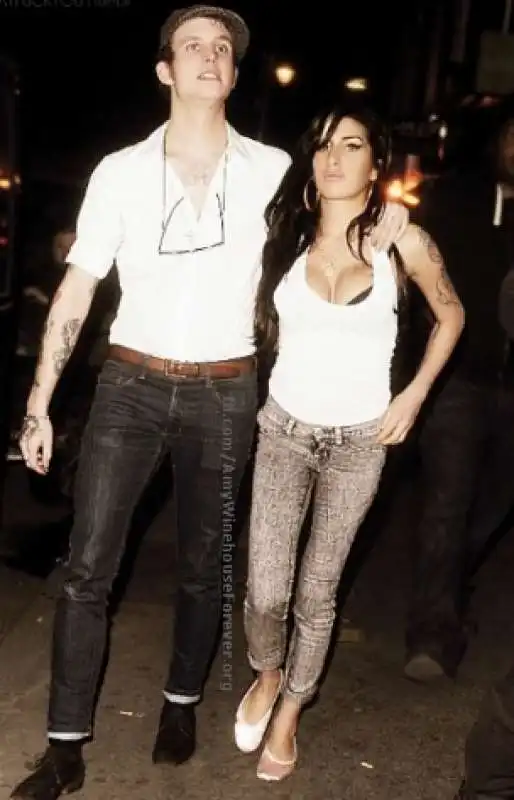 amy winehouse e blake fielder civil 7