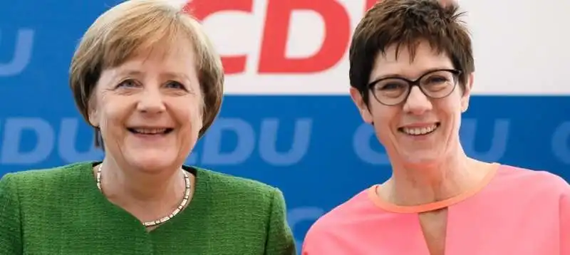 angela merkel annegret kramp karrenbauer 1