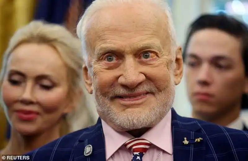 buzz aldrin 2