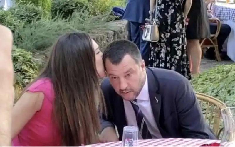 francesca verdini e matteo salvini a villa taverna