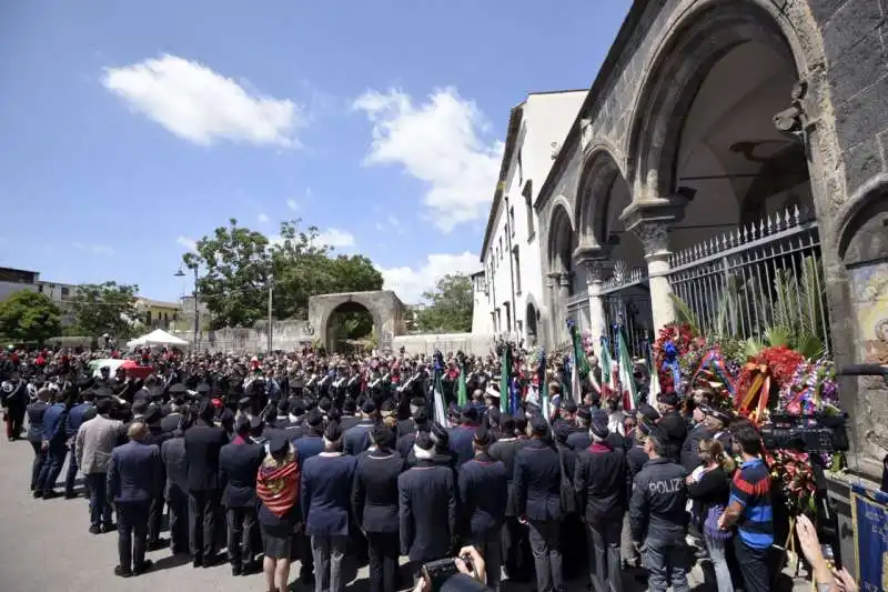 i funerali di mario cerciello rega a somma vesuviana 10