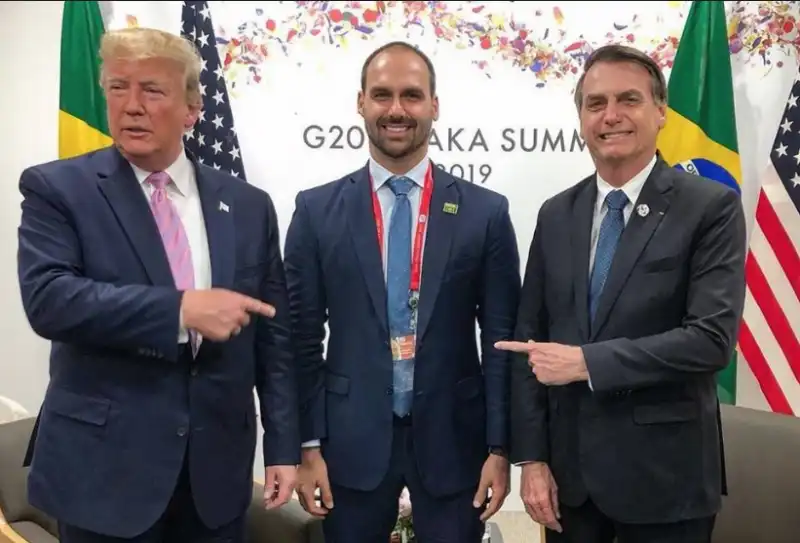 jair e eduardo bolsonaro trump