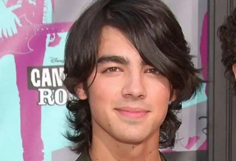 joe jonas 1