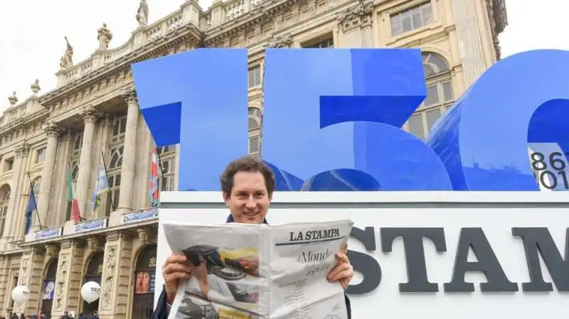 JOHN ELKANN CON LA STAMPA