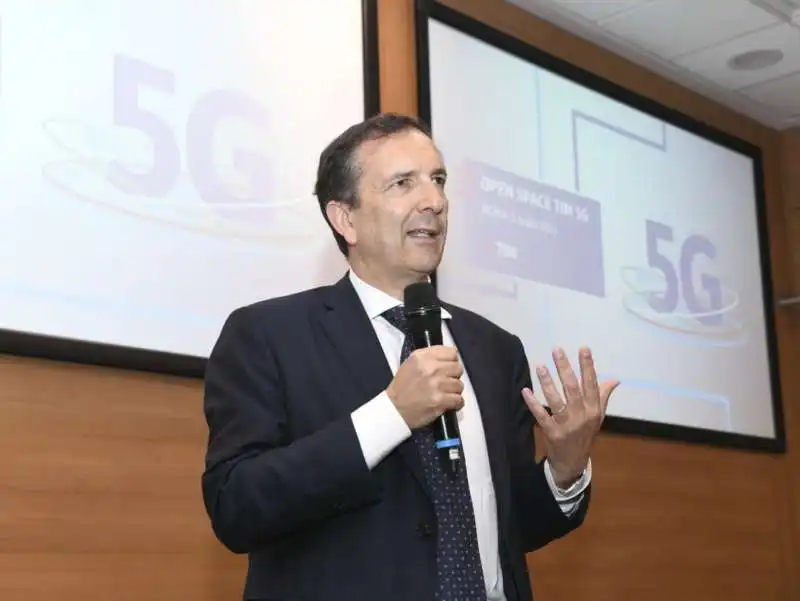 luigi gubitosi presenta il 5g di tim 1