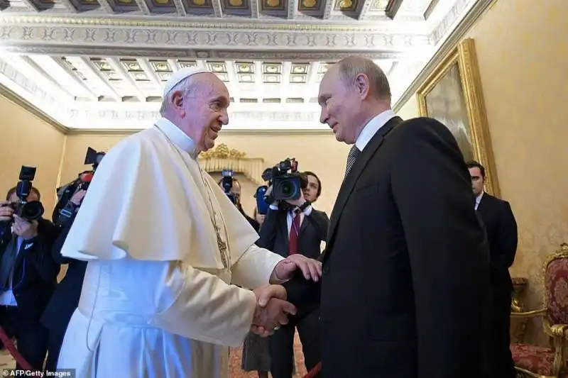 papa francesco vladimir putin 1