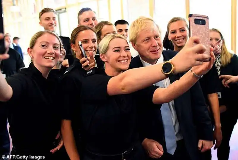 un selfie con boris johnson