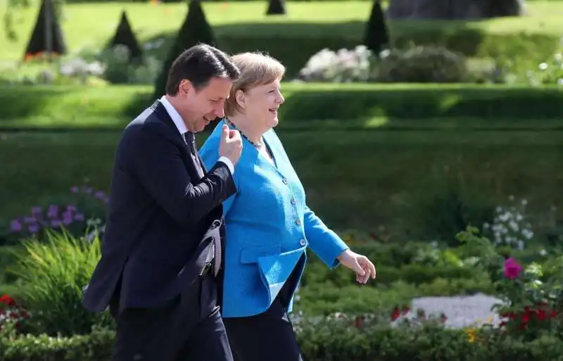 angela merkel e giuseppe conte al castello di meseberg 2