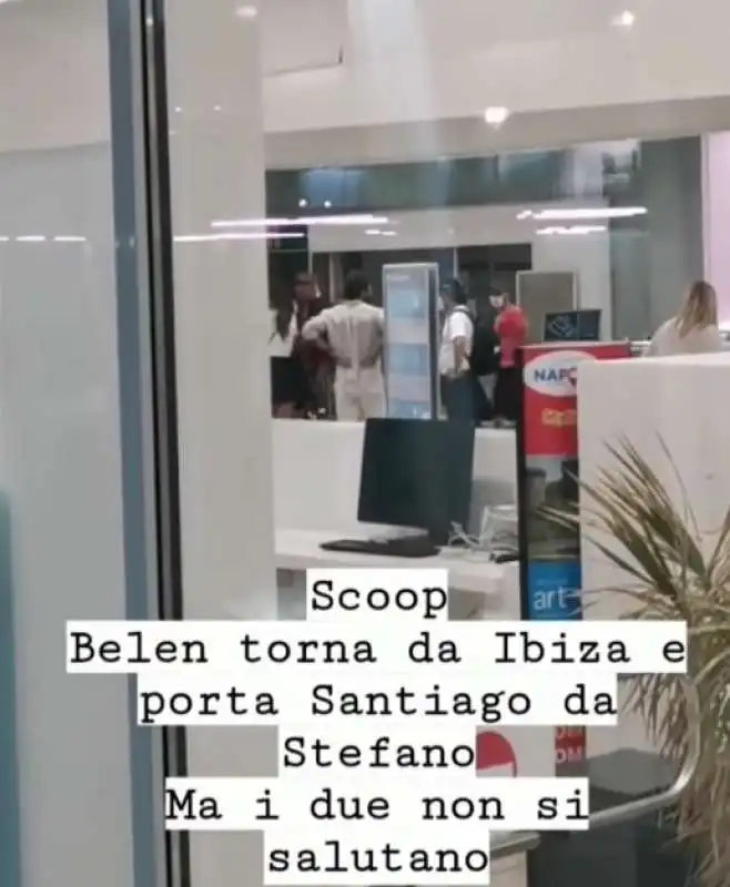 belen rodriguez e stefano de martino non si salutano in aeroporto