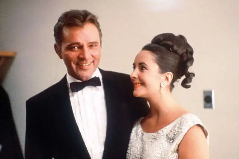 elizabeth taylor e richard burton  18