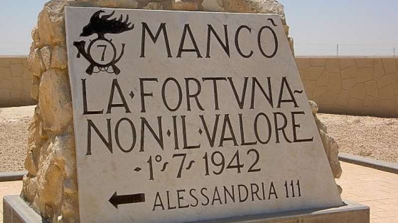 il cippo della battaglia di el alamein