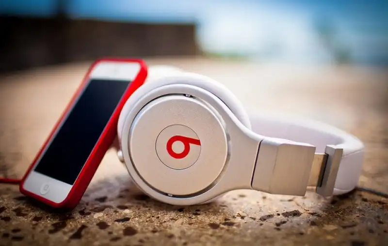 iphone e beats