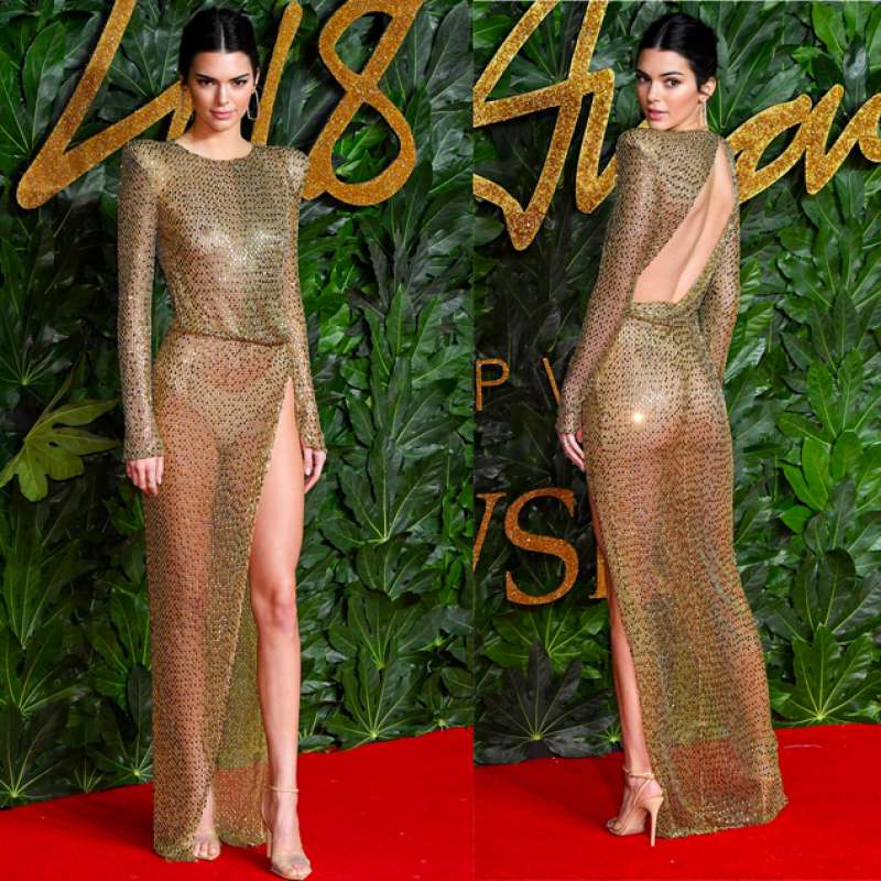 kendall jenner mostra tutto ai british fashion awards abito by julien macdonald