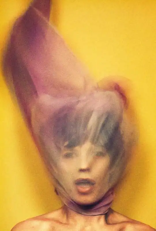 mick jagger fotografato da david bailey per goat head soup