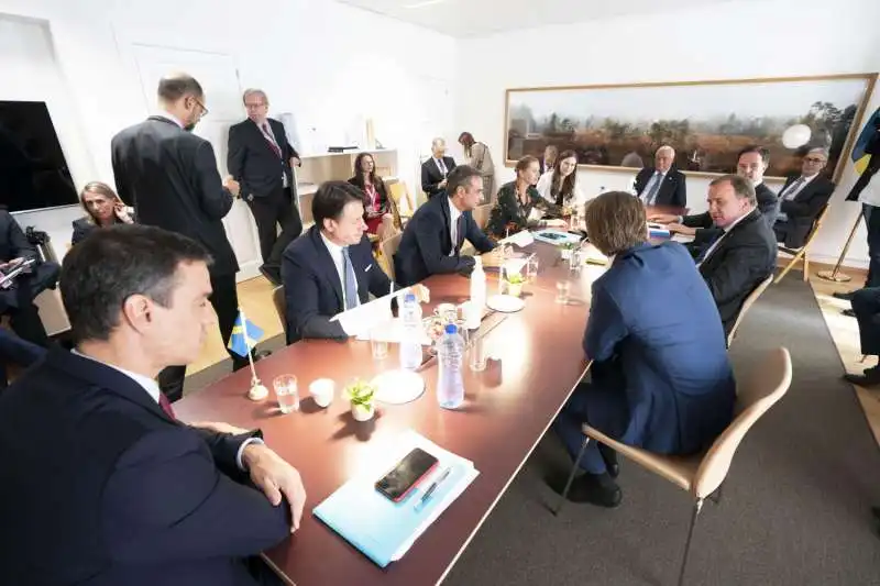 SANCHEZ CONTE RUTTE ALLA DISCUSSIONE SUL RECOVERY FUND