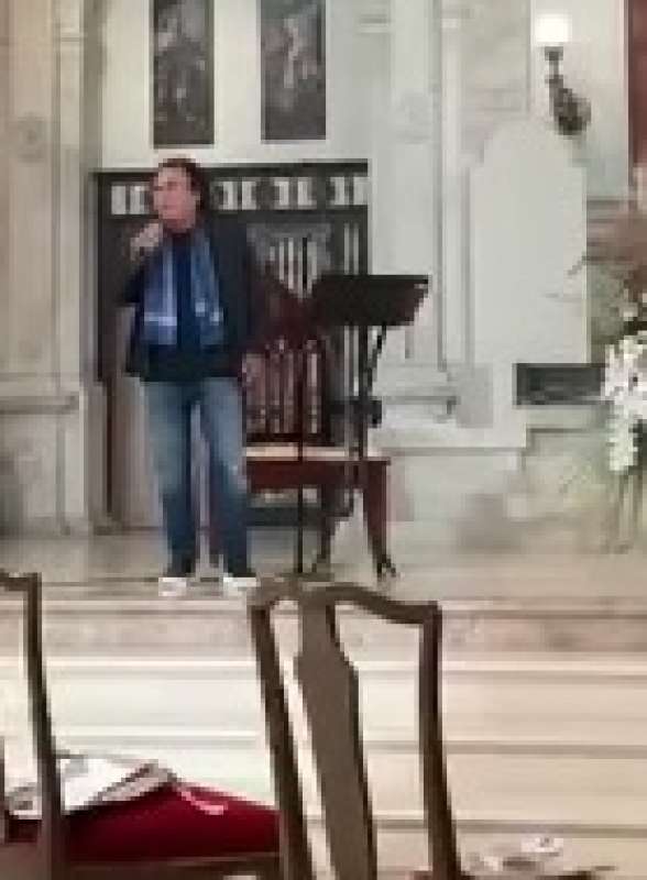 al bano canta in chiesa ad andria 4